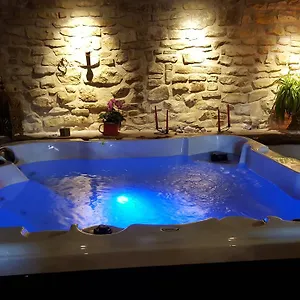 Les Cavallerisses Casa rural